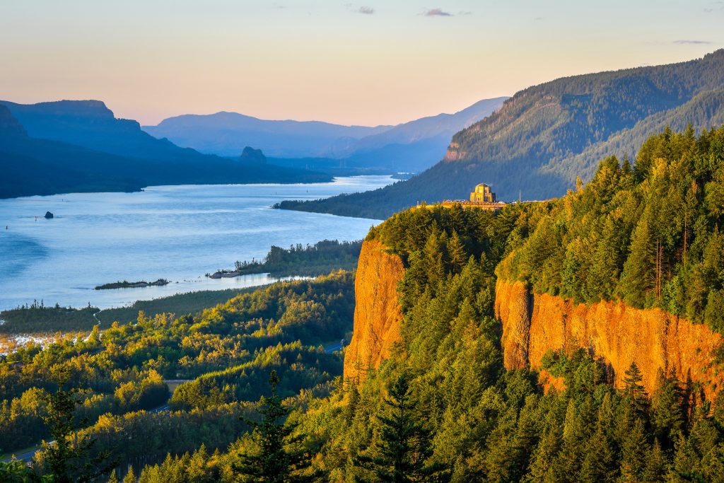 Sunset At Columbia River Gorge - Leisure Travel Enterprises 